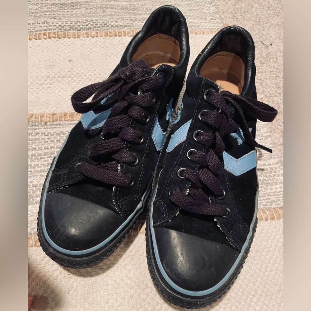 Converse All-Star Suede Shoes (Womens 8, Mens 6)